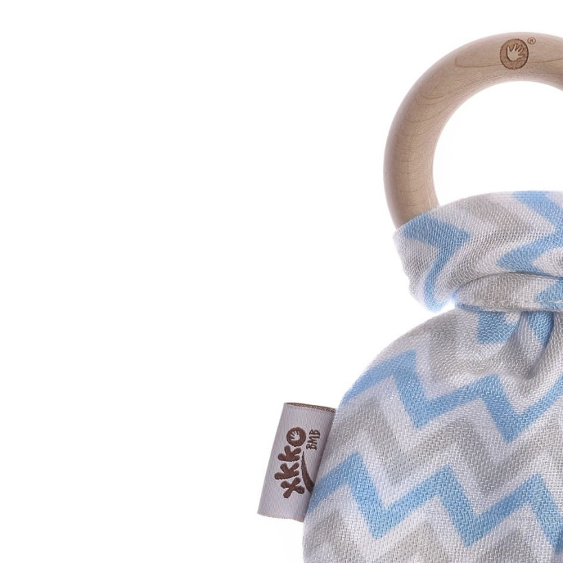 XKKO BMB Beissring mit Blätter - Chevron Baby Blue 1St.